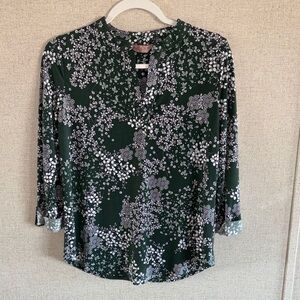 Amana Green Floral Blouse Small Button Back Roll Tab Sleeve Boho Cottagecore